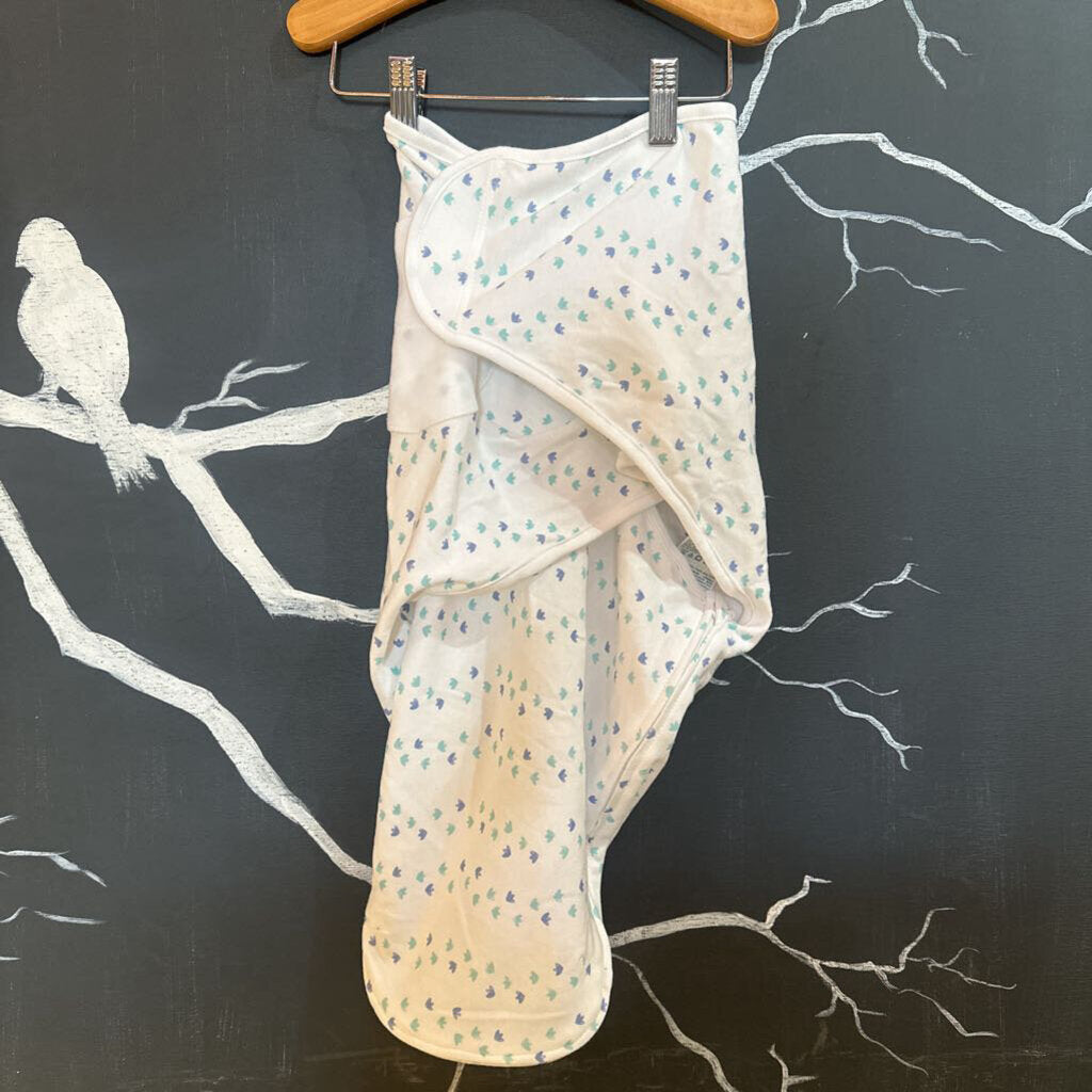 Aden + Anais White/Blue Swaddle 4-6mo