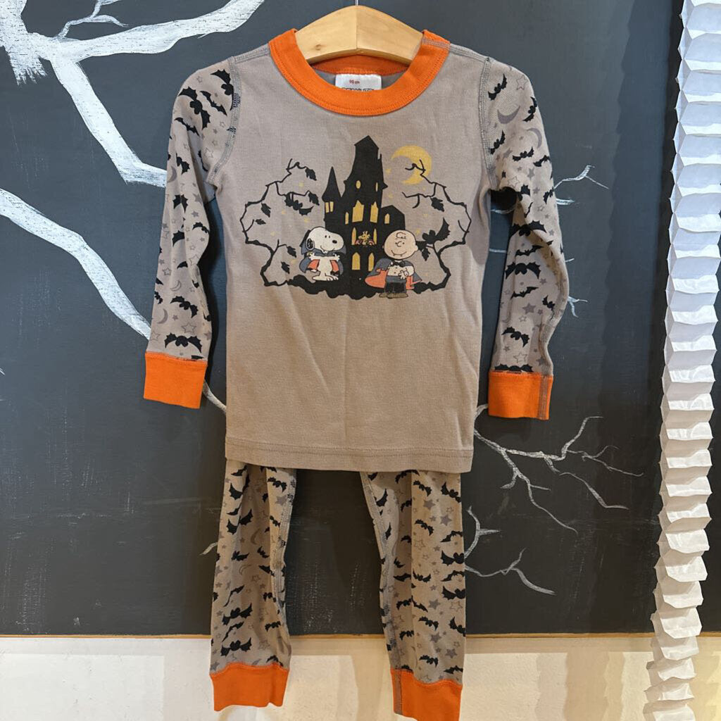 Hanna Andersson Grey Peanuts Bats LS & Pant Pj Set 3